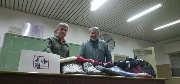 COLABORANDO CON QUIENES MAS LO NECESITAN